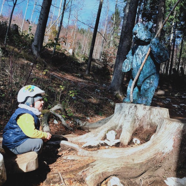 2a2011f9-f9dd-486a-86a4-36d7f4548b5c